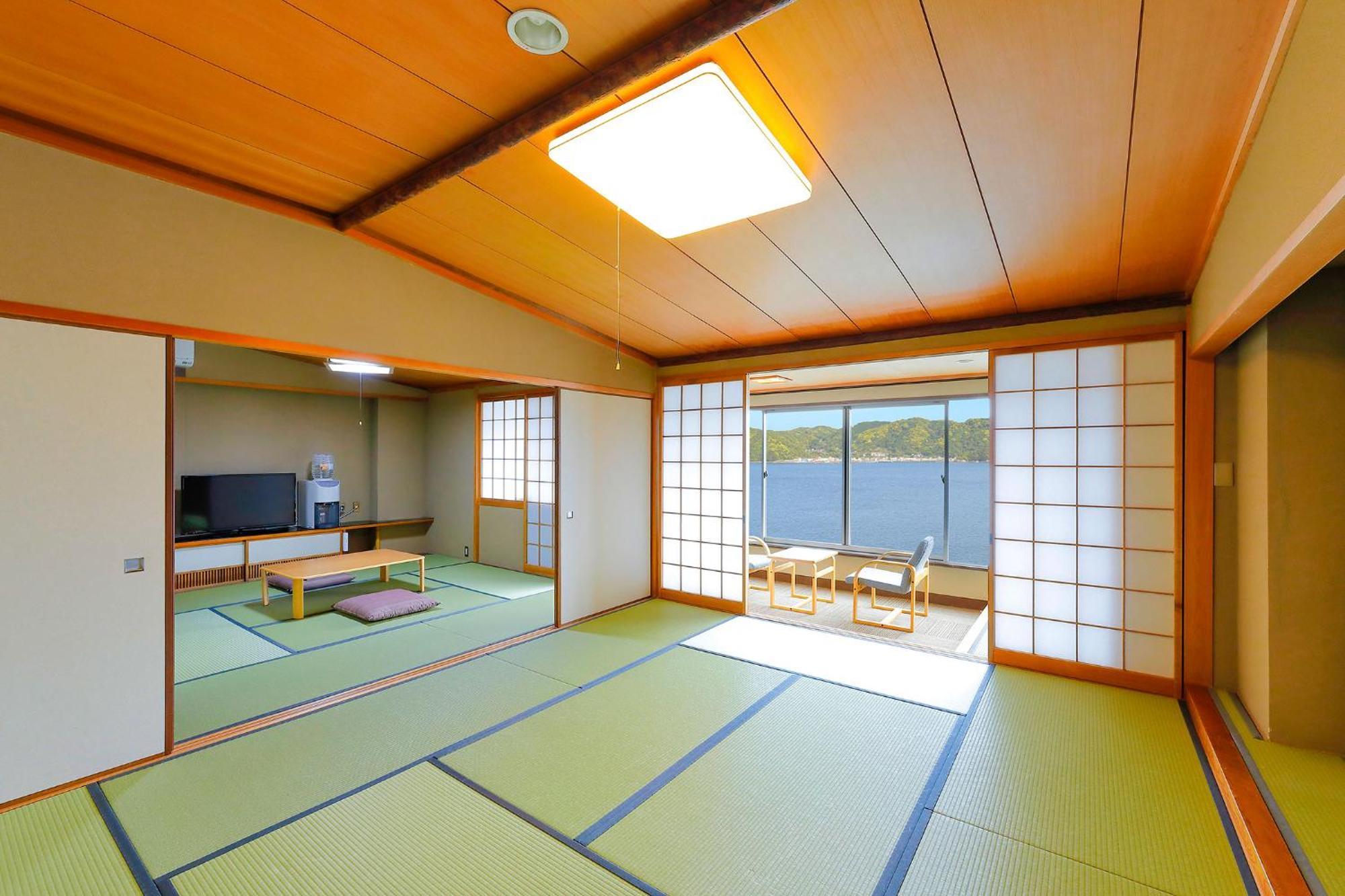 Ooedo Onsen Monogatari Nanki Kushimoto Hotell Exteriör bild