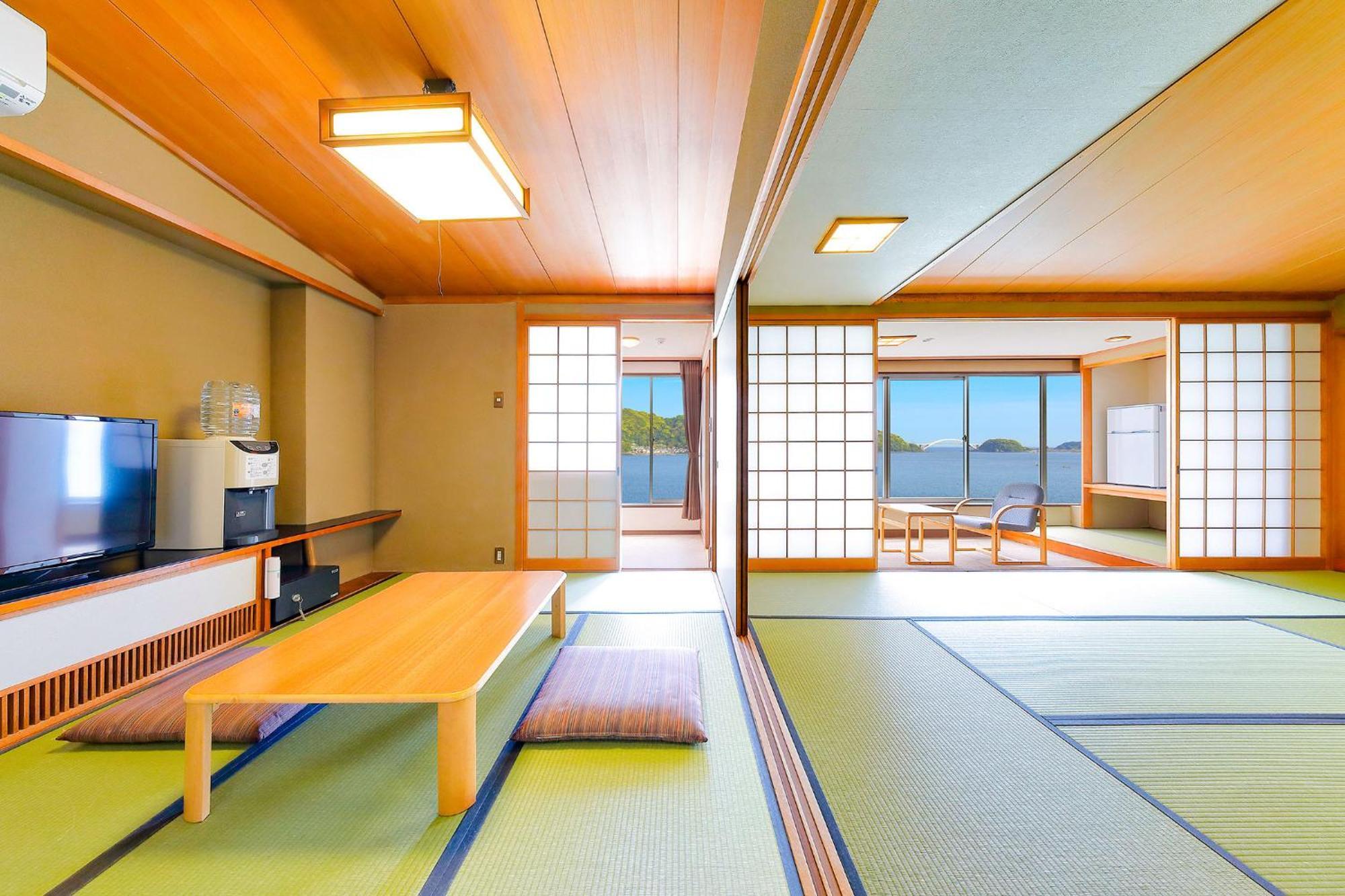 Ooedo Onsen Monogatari Nanki Kushimoto Hotell Exteriör bild